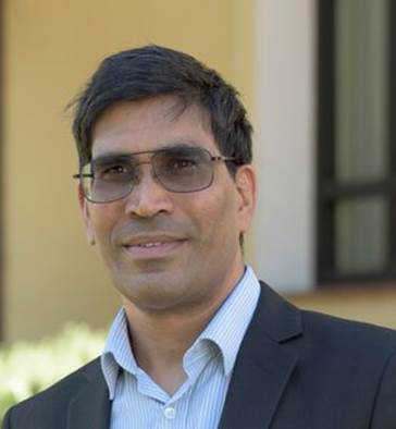 Israr Qureshi </br>ANU, Australia