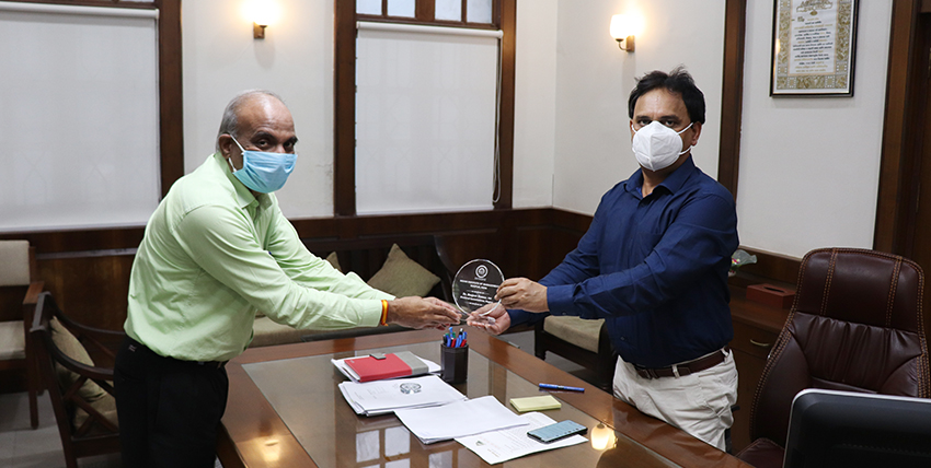 Prof Metri With Dr Sanjeev Kumar –...