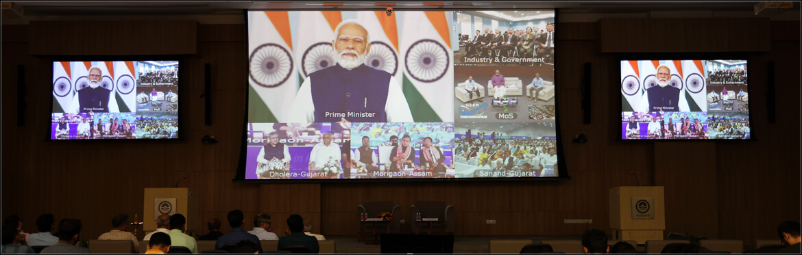 IIM Nagpur attend PM’s address at ‘India’s Techade: Chips for Viksit Bharat’ via Video Streaming